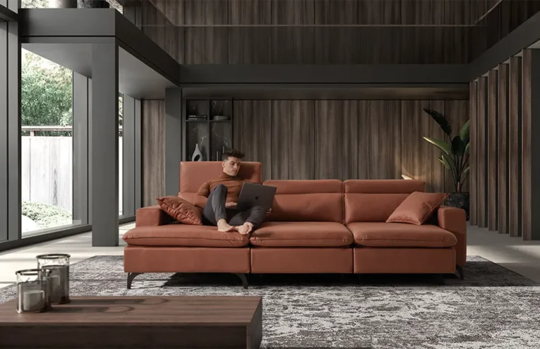 sofa marronl disponible en triamoble gandia